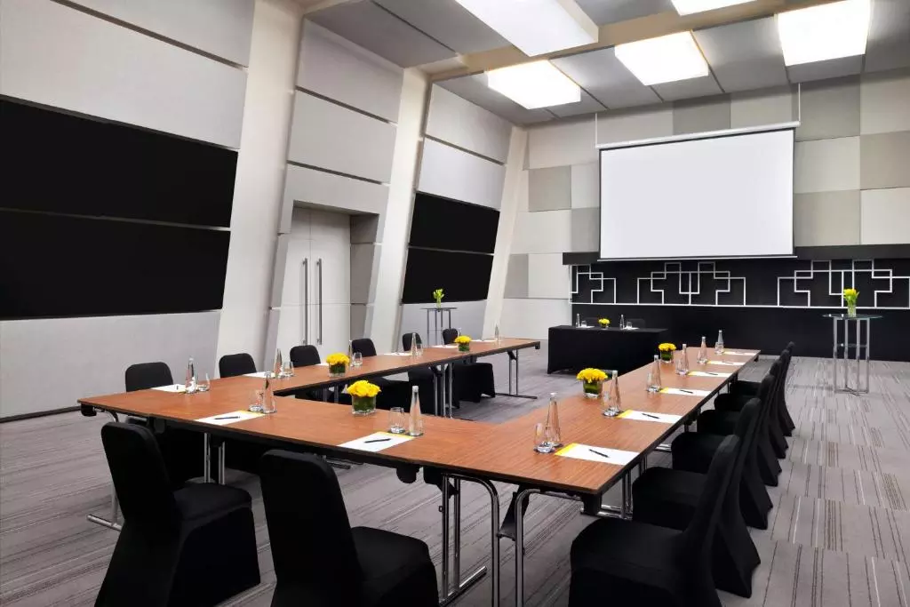 سالن جلسه هتل وکو